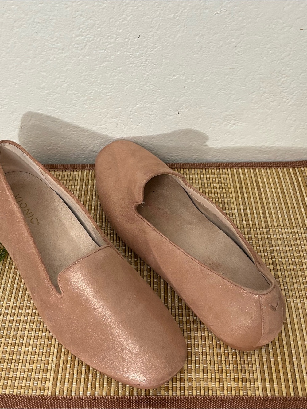 VIONIC Woman CORAL Metallic Slip On Loafers Size: 11